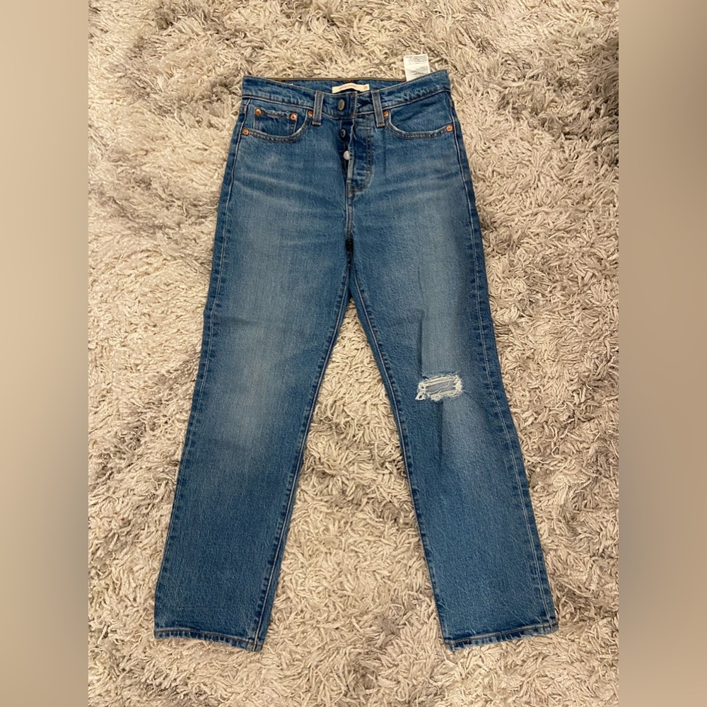 Size 25 wedgie straight Levi’s